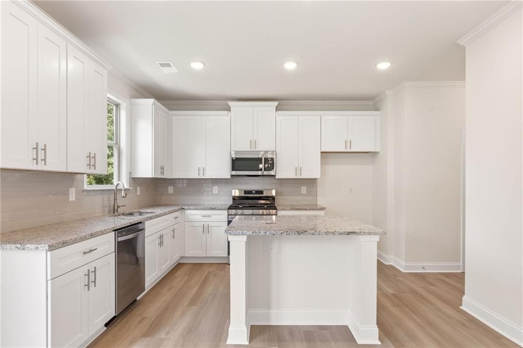 4 bedroom, 3 bathroom single family residence for sale at 127 Open Waters Walk, Braselton, GA 30517 — photo 7