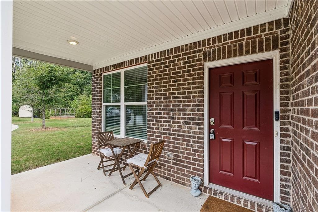 3 bedroom, 3 bathroom, 2,290 sq ft single family residence for rent at 430 Burgundy Terrace, Atlanta, GA 30354 for $2,900 a month — photo 3