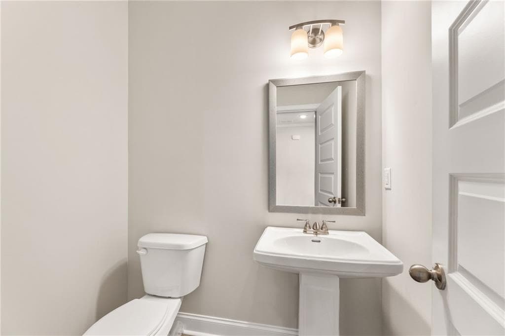 5 bedroom, 4 bathroom single family residence for sale at 139 Open Waters Walk, Braselton, GA 30517 — photo 4
