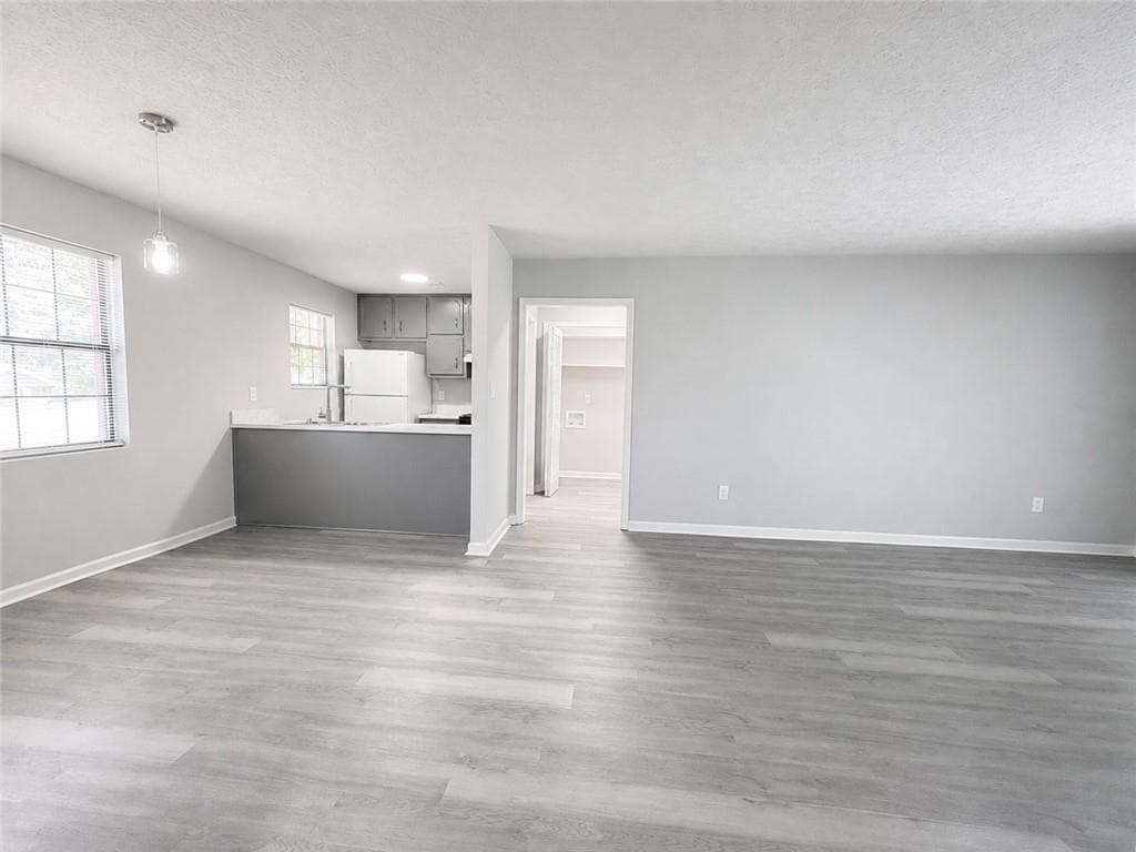 2 bedroom, 2 bathroom, 1,211 sq ft duplex for rent at 160 Chesapeake Drive, Ellenwood, GA 30294 for $1,625 a month — photo 4