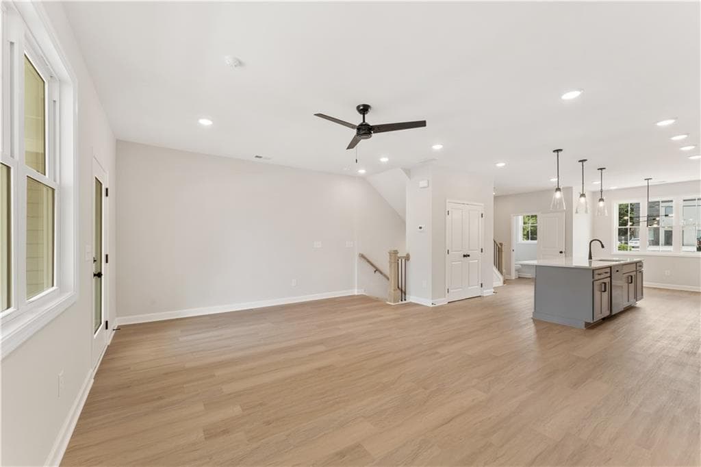 3 bedroom, 4 bathroom, 1,824 sq ft townhouse for sale at 1914 Kinnard Alley, Kennesaw, GA 30144 — photo 4