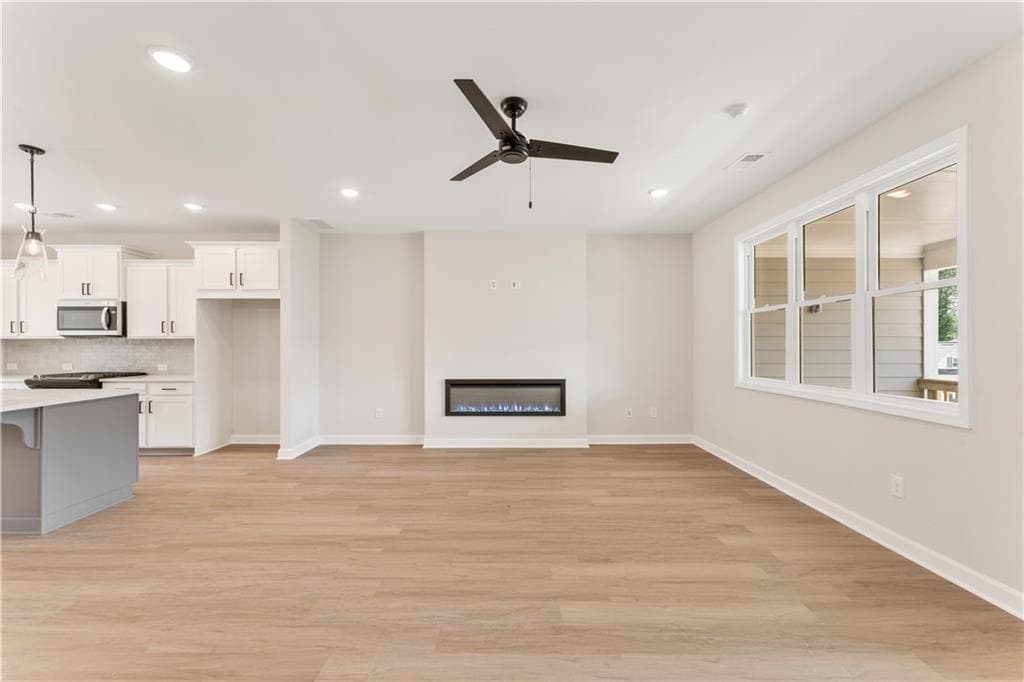 3 bedroom, 4 bathroom, 1,824 sq ft townhouse for sale at 1914 Kinnard Alley, Kennesaw, GA 30144 — photo 5