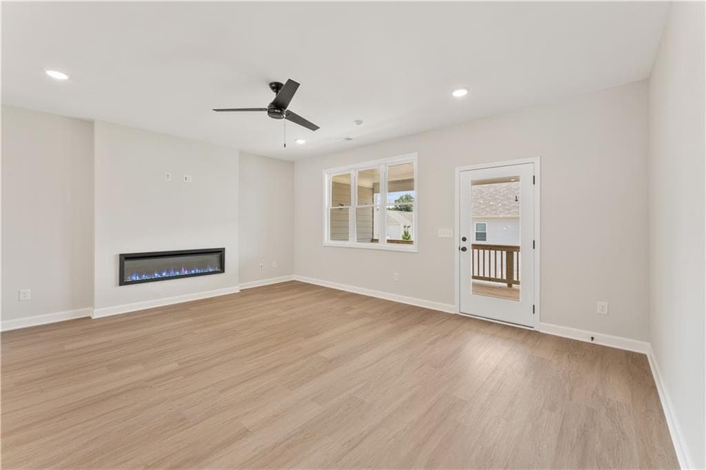 3 bedroom, 4 bathroom, 1,824 sq ft townhouse for sale at 1914 Kinnard Alley, Kennesaw, GA 30144 — photo 8