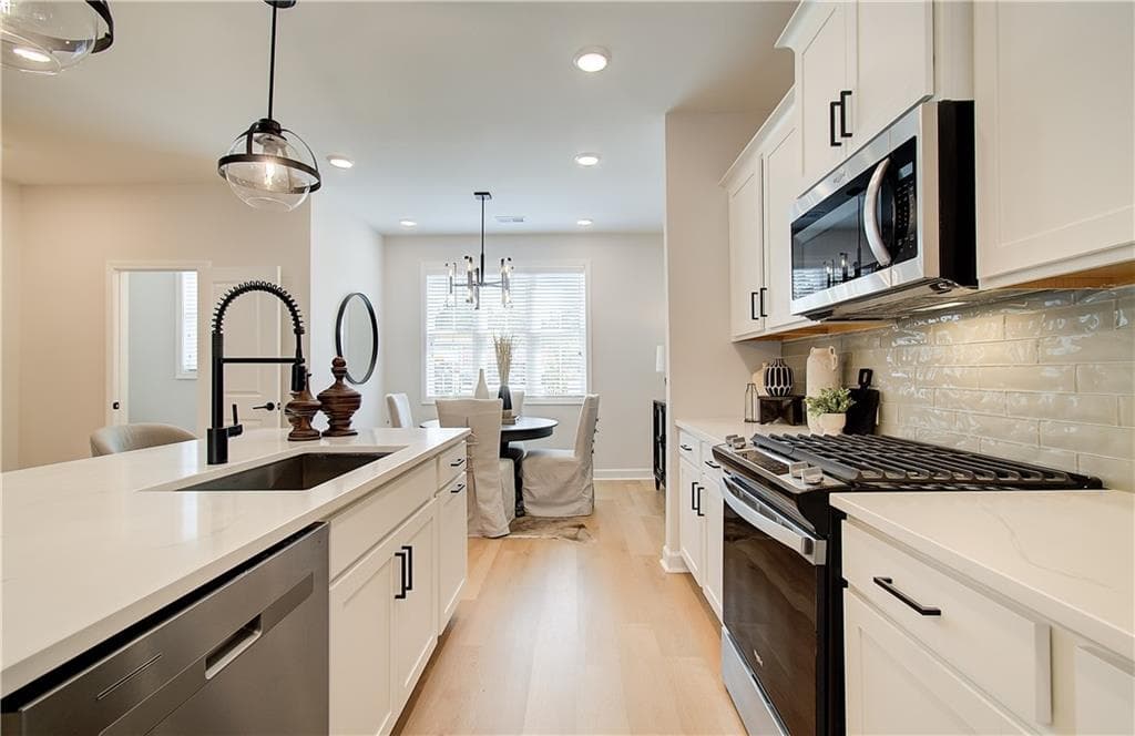 3 bedroom, 4 bathroom, 1,824 sq ft townhouse for sale at 1914 Kinnard Alley, Kennesaw, GA 30144 — photo 10