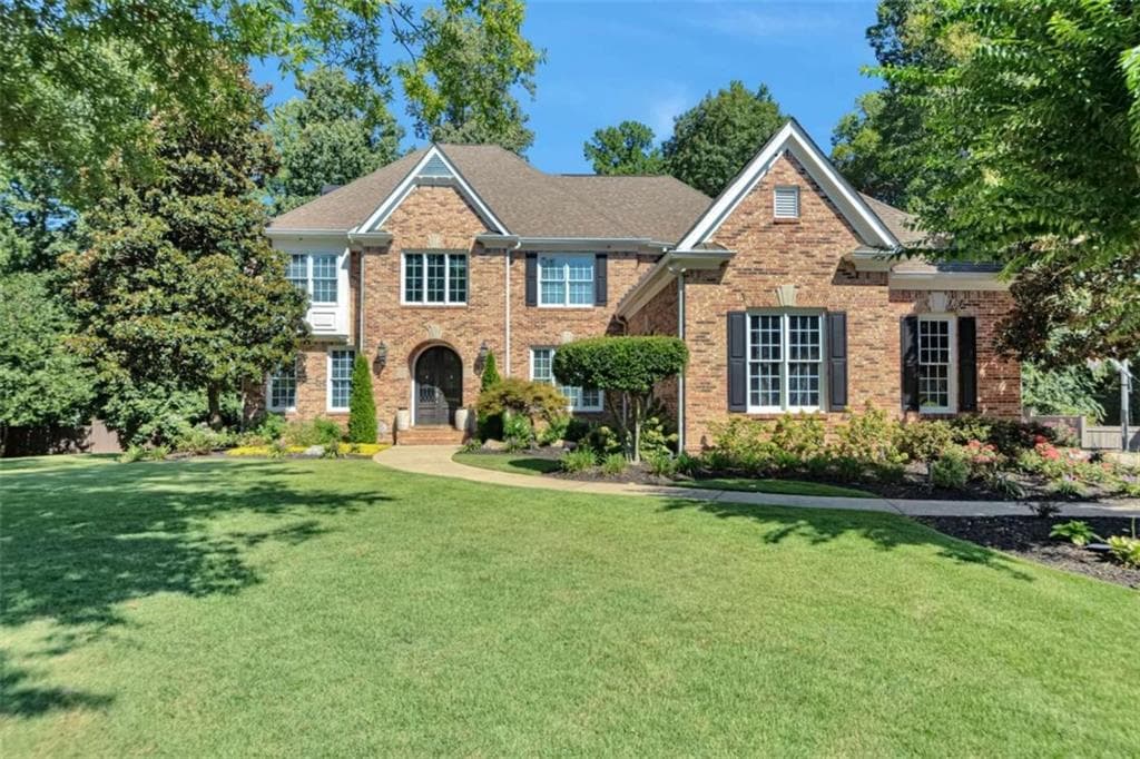 6 bedroom, 6 bathroom, 5,469 sq ft single family residence for sale at 1421 Castlebrooke Way, Marietta, GA 30066 — photo 3