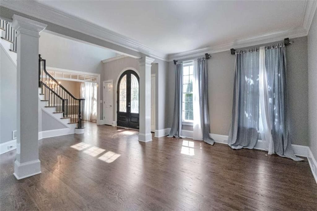 6 bedroom, 6 bathroom, 5,469 sq ft single family residence for sale at 1421 Castlebrooke Way, Marietta, GA 30066 — photo 7