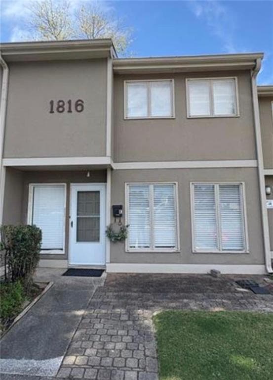 3 bedroom, 1,290 sq ft home for sale at 1816 Ashborough Road E, Marietta, GA