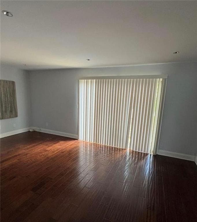 3 bedroom, 2 bathroom, 1,290 sq ft condominium for sale at 1816 Ashborough Road E, Marietta, GA 30067 — photo 3