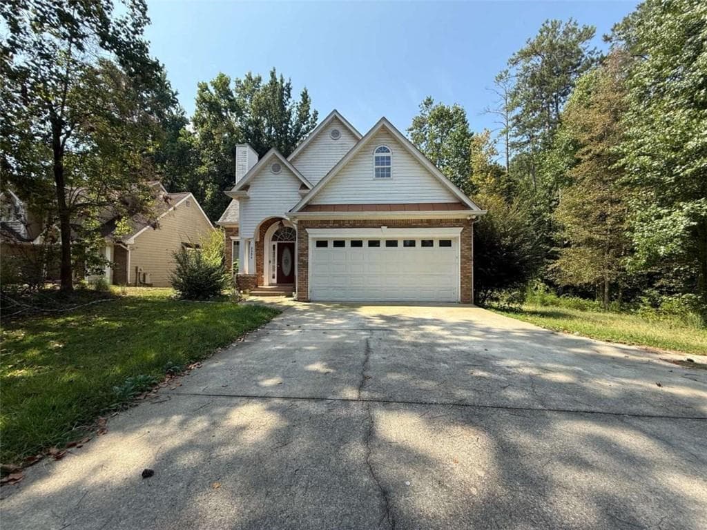 4 bedroom, 3 bathroom, 2,336 sq ft single family residence for sale at 2324 Sheridan Court, Villa Rica, GA 30180