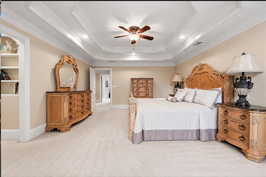 7 bedroom, 6 bathroom, 6,402 sq ft single family residence for sale at 1352 Innsfail Court, Snellville, GA 30078 — photo 6