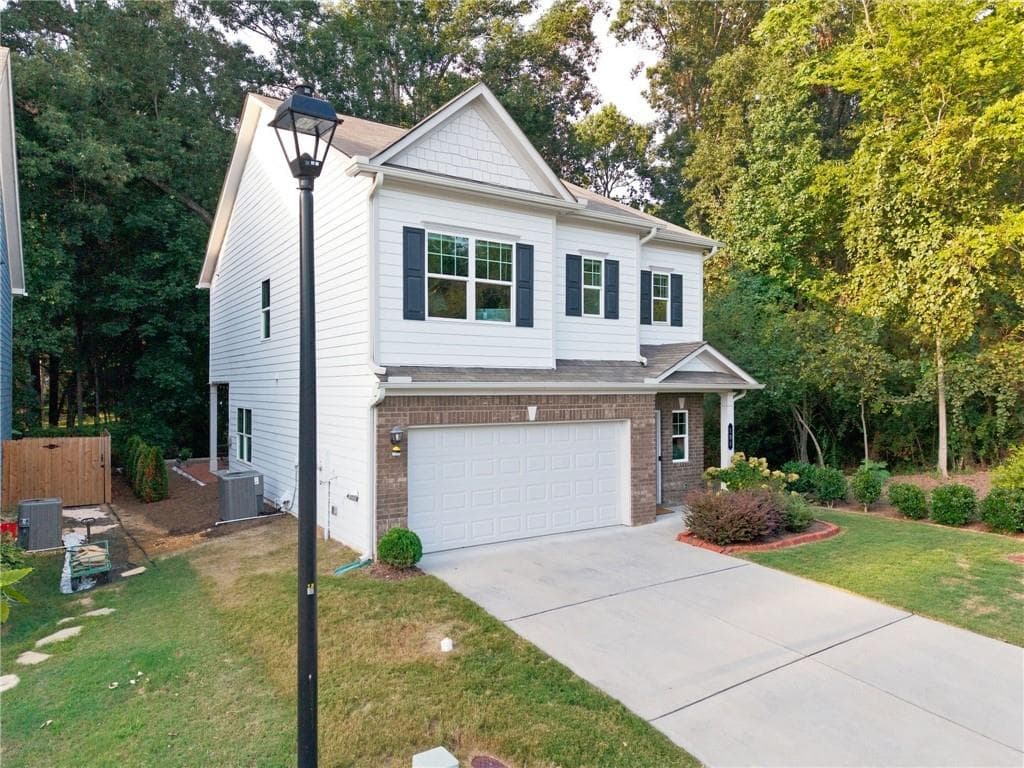 3 bedroom, 3 bathroom, 2,042 sq ft single family residence for rent at 101 Waterside Trail, Calhoun, GA 30701 for $2,500 a month — photo 3