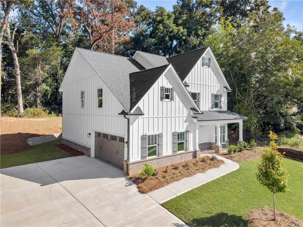 4 bedroom, 3 bathroom, 2,763 sq ft single family residence for sale at 4322 Brookhaven Drive, Covington, GA 30014 — photo 2