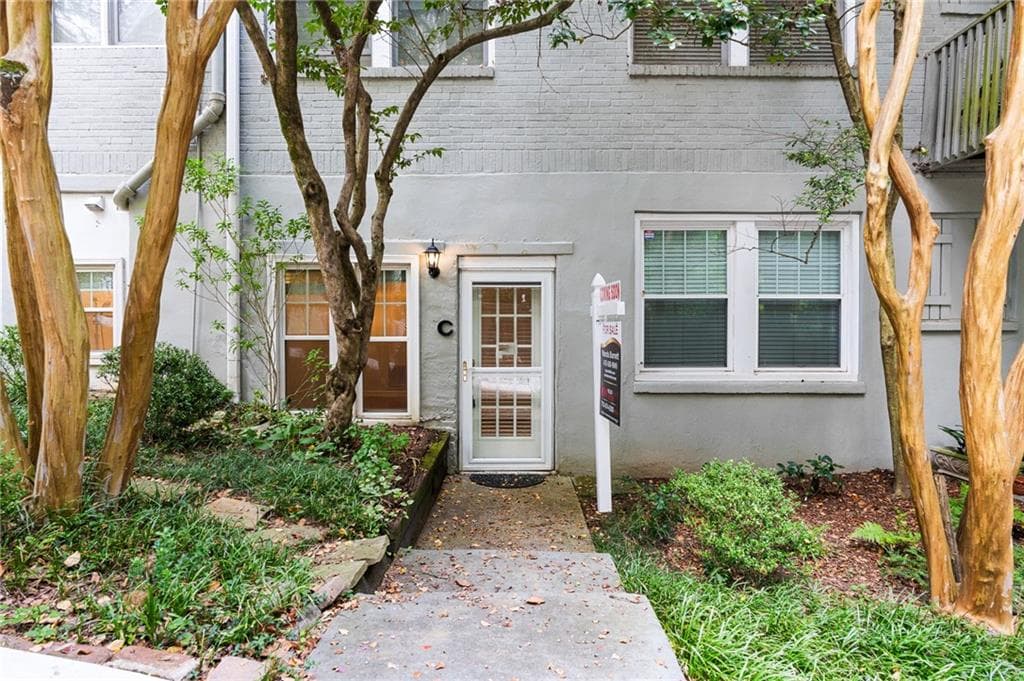 1 bedroom, 1 bathroom, 618 sq ft condominium for sale at 71 Maddox Drive C, Atlanta, GA 30309 — photo 4