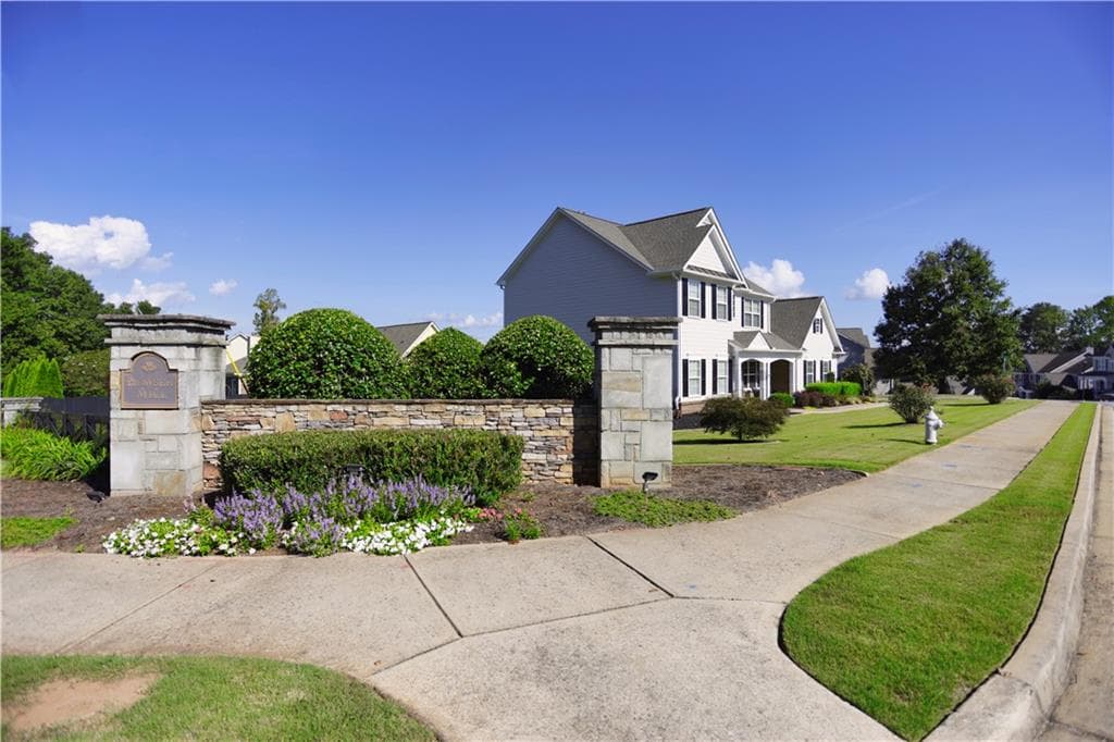 5 bedroom, 3 bathroom, 3,008 sq ft single family residence for sale at 180 Mill Stone Drive, Dawsonville, GA 30534 — photo 3