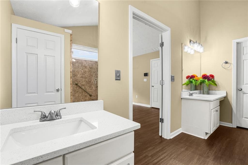 3 bedroom, 3 bathroom, 1,866 sq ft single family residence for sale at 2310 Ashton Drive, Roswell, GA 30076 — photo 9
