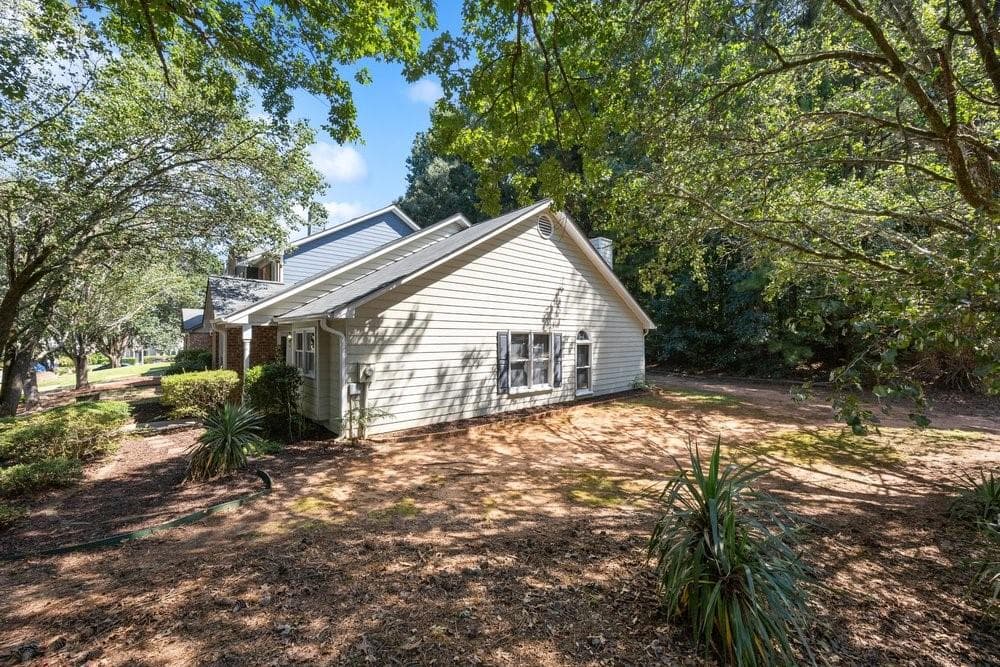 2 bedroom, 2 bathroom, 1,199 sq ft townhouse for sale at 1100 Shiloh Lane, Kennesaw, GA 30144 — photo 5