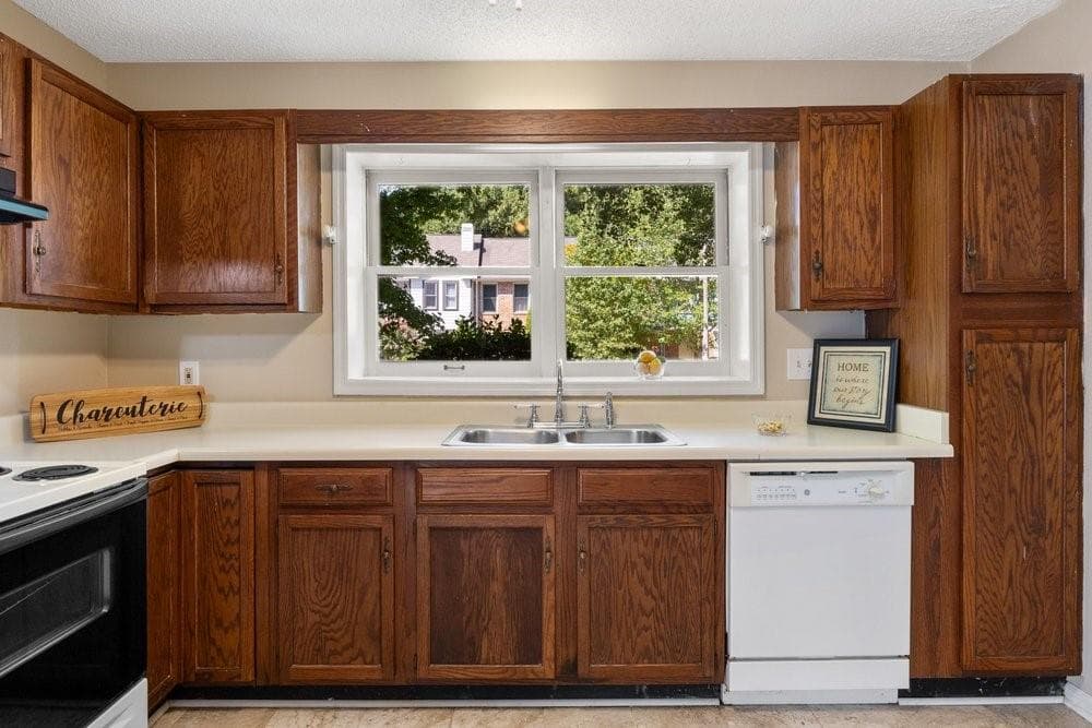 2 bedroom, 2 bathroom, 1,199 sq ft townhouse for sale at 1100 Shiloh Lane, Kennesaw, GA 30144 — photo 10