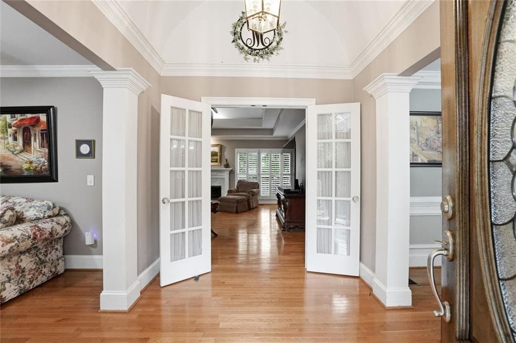 5 bedroom, 5 bathroom, 4,197 sq ft single family residence for sale at 1964 Fields Pond Drive, Marietta, GA 30068 — photo 2