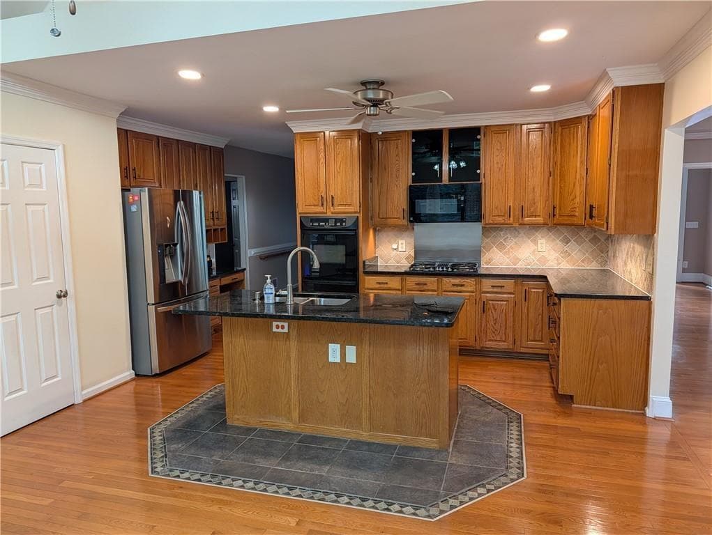 5 bedroom, 5 bathroom, 4,197 sq ft single family residence for sale at 1964 Fields Pond Drive, Marietta, GA 30068 — photo 9