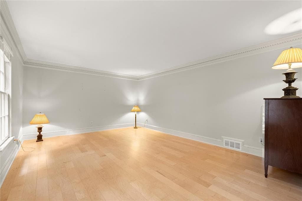 4 bedroom, 4 bathroom, 4,100 sq ft single family residence for rent at 7620 Ball Mill Road, Sandy Springs, GA 30350 for $4,000 a month — photo 5