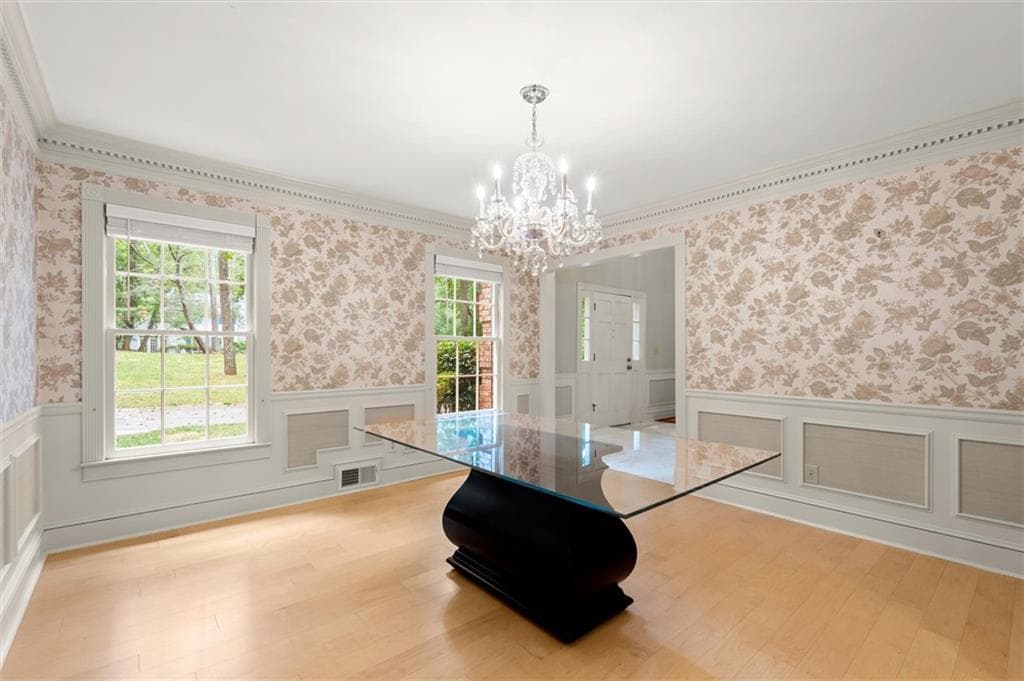 4 bedroom, 4 bathroom, 4,100 sq ft single family residence for rent at 7620 Ball Mill Road, Sandy Springs, GA 30350 for $4,000 a month — photo 8