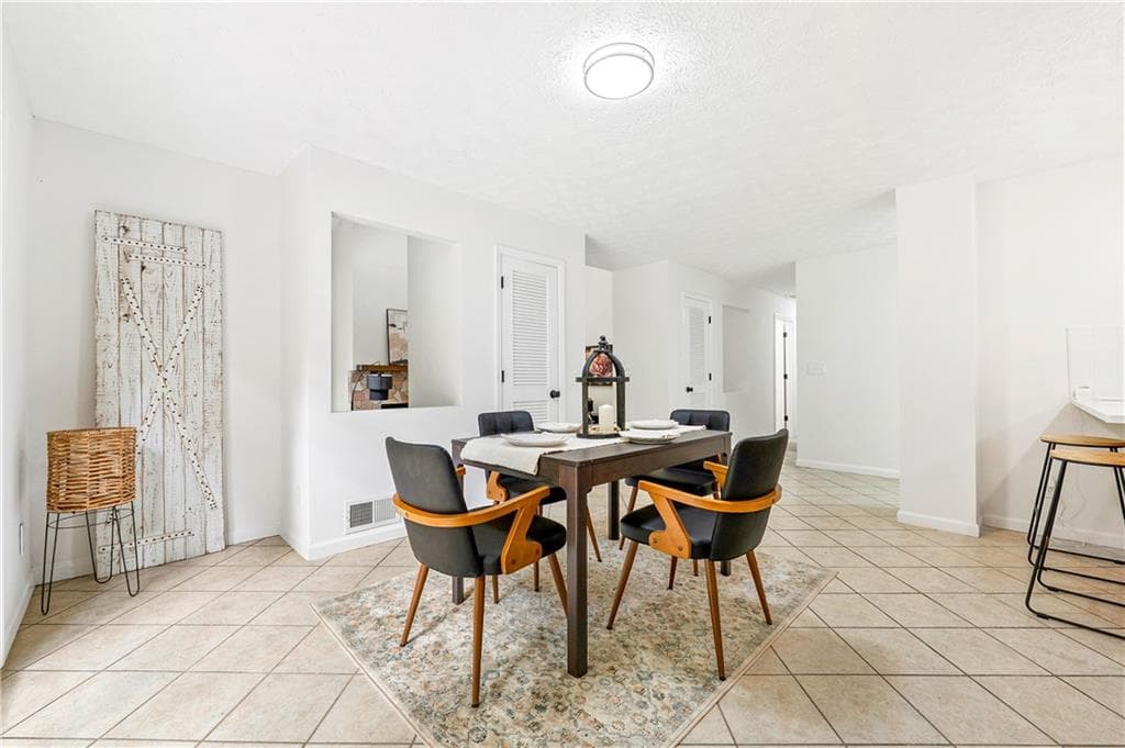 3 bedroom, 2 bathroom, 1,777 sq ft single family residence for sale at 98 Kettlewood Drive, Lilburn, GA 30047 — photo 6