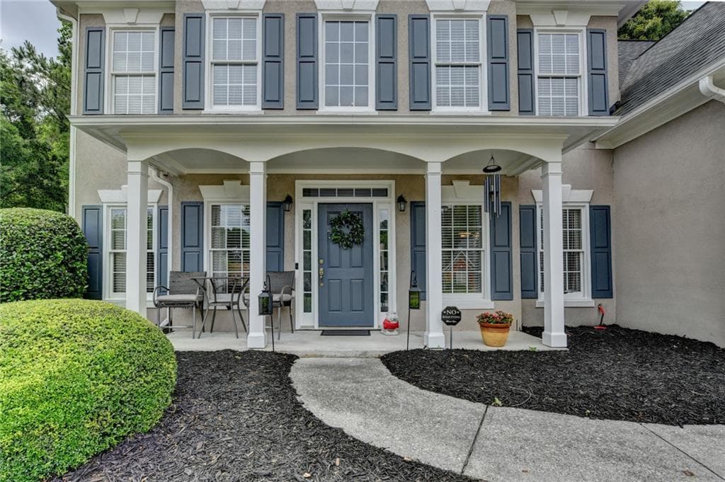 5 bedroom, 3 bathroom, 2,900 sq ft single family residence for sale at 1813 Gold Finch Way, Lawrenceville, GA 30043 — photo 4