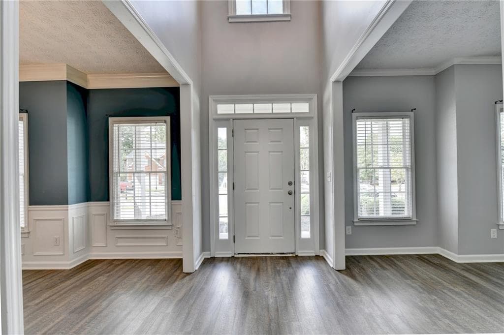 5 bedroom, 3 bathroom, 2,900 sq ft single family residence for sale at 1813 Gold Finch Way, Lawrenceville, GA 30043 — photo 5
