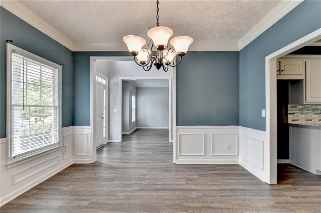 5 bedroom, 3 bathroom, 2,900 sq ft single family residence for sale at 1813 Gold Finch Way, Lawrenceville, GA 30043 — photo 8