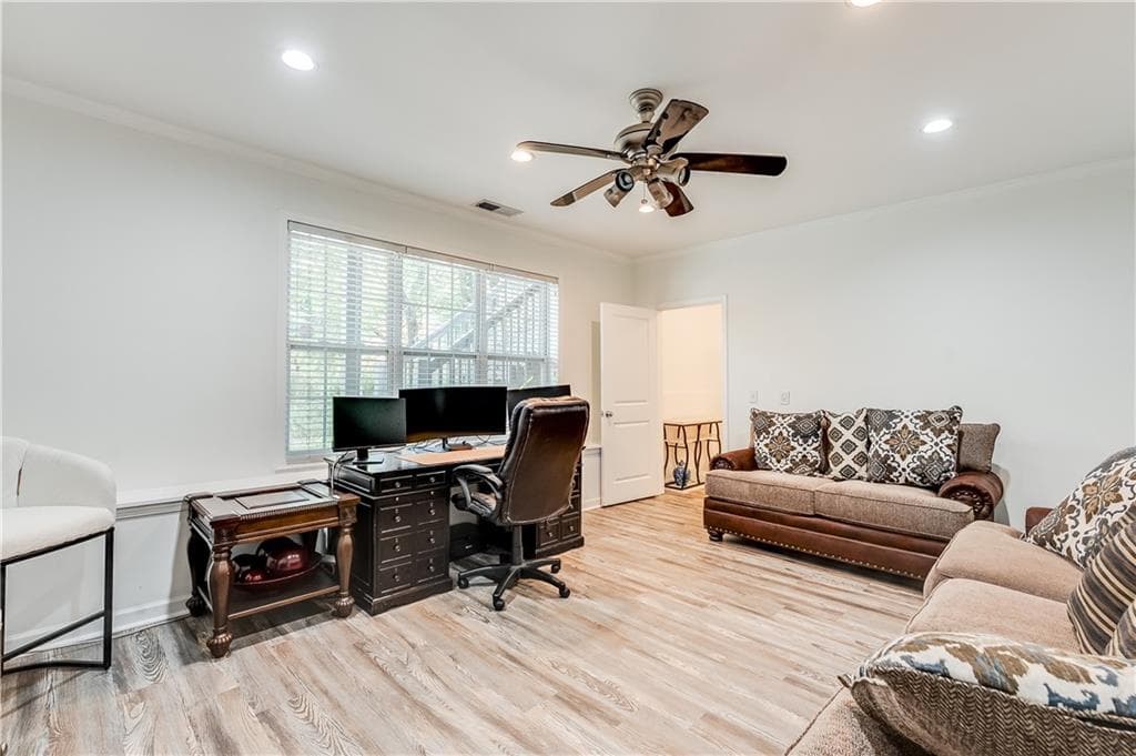 4 bedroom, 3 bathroom, 2,166 sq ft single family residence for sale at 1888 Marietta Road, Atlanta, GA 30318 — photo 3
