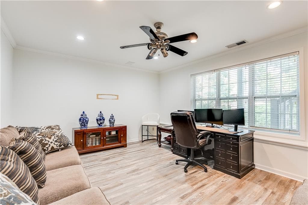 4 bedroom, 3 bathroom, 2,166 sq ft single family residence for sale at 1888 Marietta Road, Atlanta, GA 30318 — photo 4