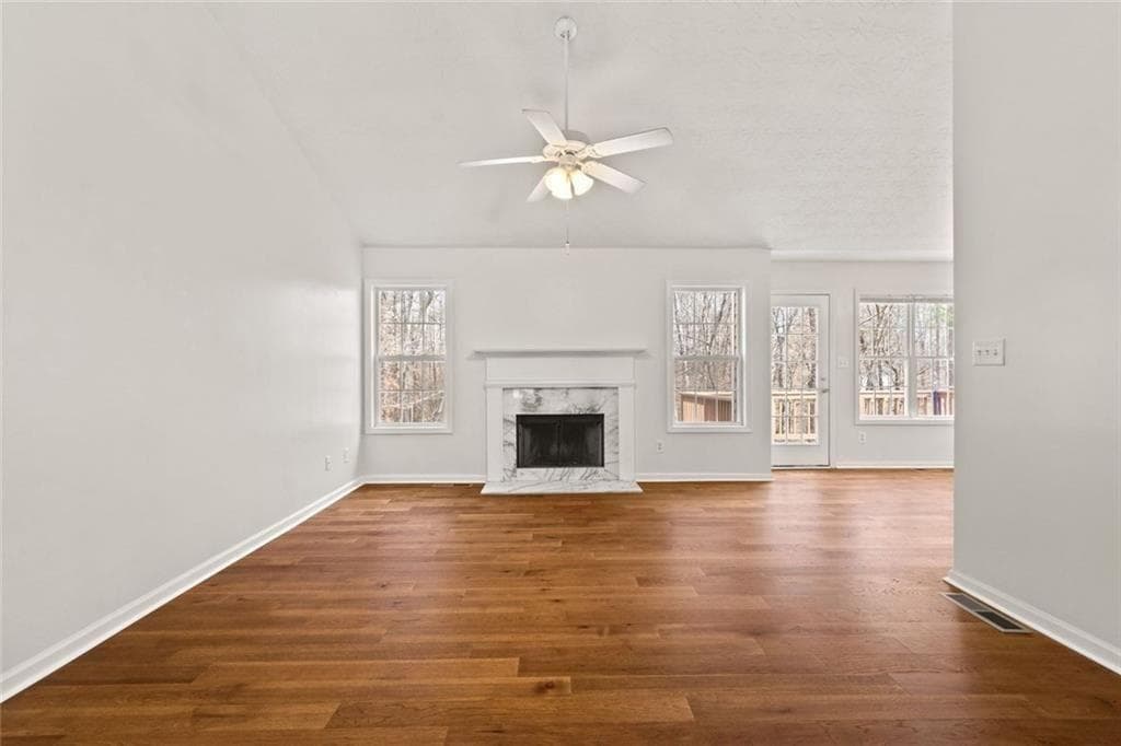 4 bedroom, 3 bathroom, 2,704 sq ft single family residence for sale at 3440 Duncan Bridge Drive, Buford, GA 30519 — photo 6