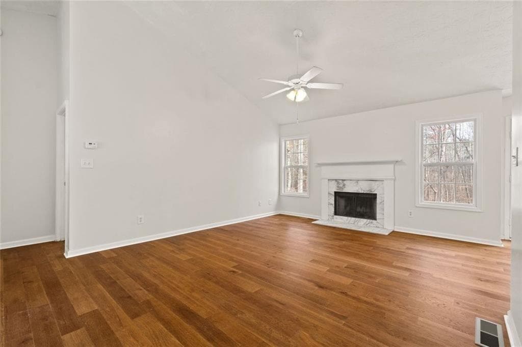 4 bedroom, 3 bathroom, 2,704 sq ft single family residence for sale at 3440 Duncan Bridge Drive, Buford, GA 30519 — photo 7