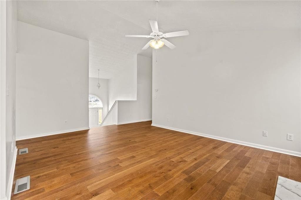 4 bedroom, 3 bathroom, 2,704 sq ft single family residence for sale at 3440 Duncan Bridge Drive, Buford, GA 30519 — photo 8