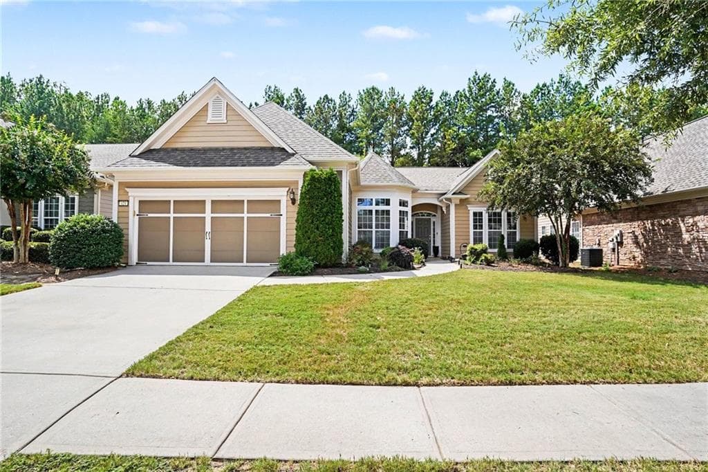 3 bedroom, 3 bathroom, 2,775 sq ft single family residence for sale at 424 Tallulah Drive, Griffin, GA 30223 — photo 2