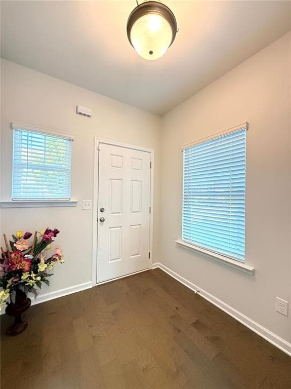 3 bedroom, 3 bathroom, 1,512 sq ft townhouse for sale at 7149 Gladstone Circle, Lithonia, GA 30038 — photo 2