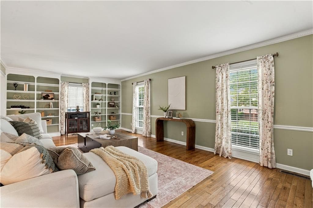 4 bedroom, 3 bathroom, 2,627 sq ft single family residence for sale at 4086 Howell Ferry Road, Duluth, GA 30096 — photo 6