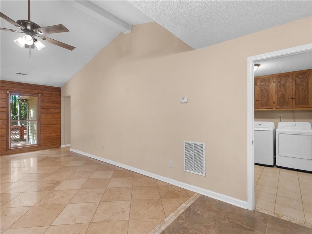 3 bedroom, 2 bathroom, 1,976 sq ft single family residence for sale at 351 Waterford Drive, Jonesboro, GA 30238 — photo 10
