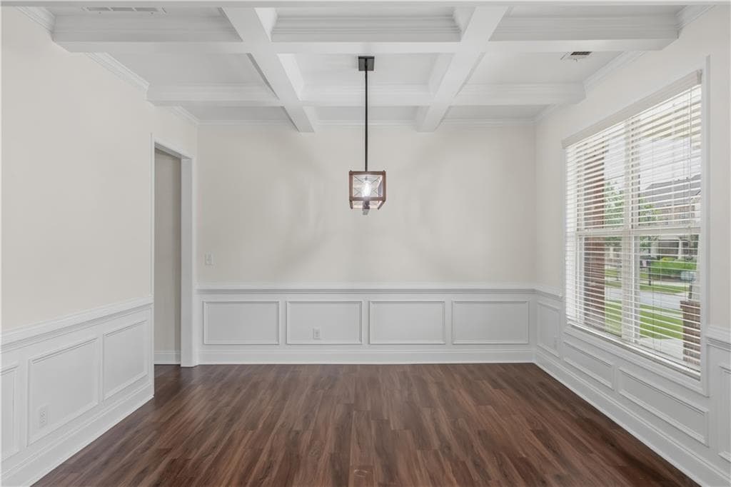 7 bedroom, 4 bathroom, 4,382 sq ft single family residence for sale at 2238 Well Springs Drive, Buford, GA 30519 — photo 4