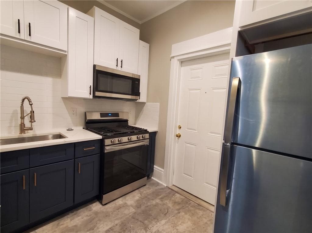 triplex for sale at 2243 E Lake Road, Atlanta, GA 30307 — photo 4