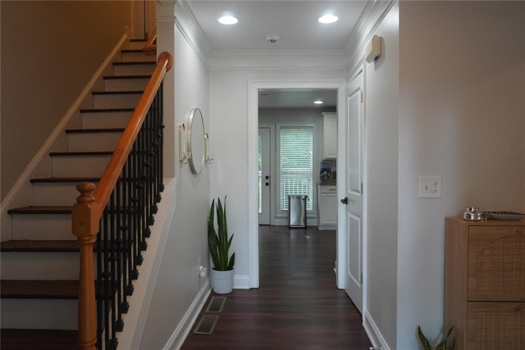 4 bedroom, 4 bathroom, 2,838 sq ft single family residence for sale at 251 Heathridge Lane, Mableton, GA 30126 — photo 5