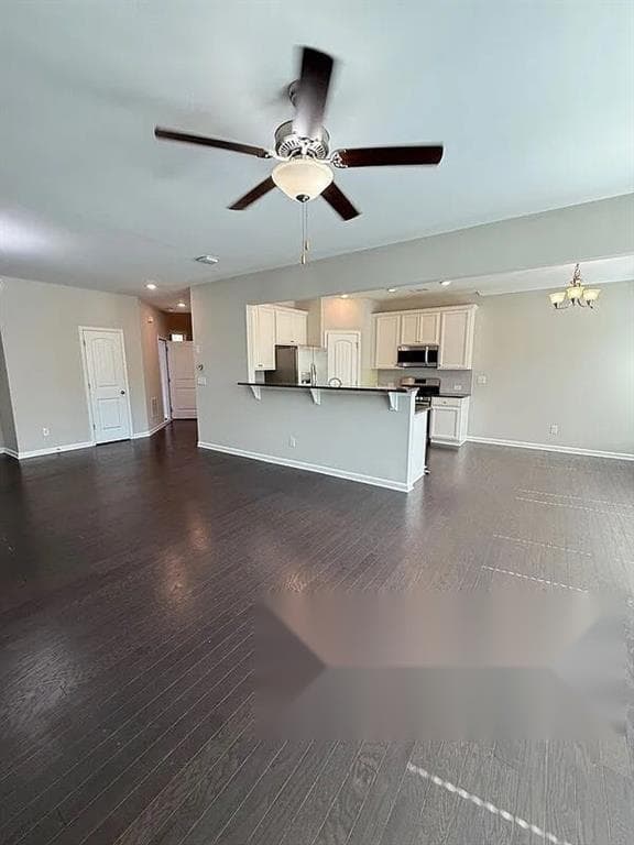 3 bedroom, 3 bathroom, 1,935 sq ft townhouse for sale at 7130 Post Park Way, Cumming, GA 30040 — photo 8