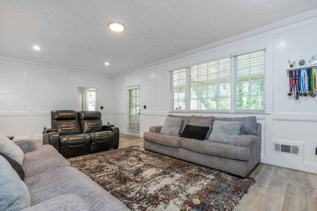 4 bedroom, 4 bathroom, 4,080 sq ft single family residence for sale at 3053 Wembley Ridge, Atlanta, GA 30340 — photo 10