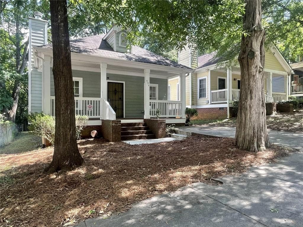 3 bedroom, 2 bathroom single family residence for rent at 994 Sims Street, Atlanta, GA 30310 for $1,900 a month — photo 2