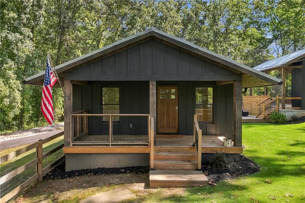 2 bedroom, 1 bathroom, 960 sq ft single family residence for sale at 1354 Butterworth Road, Canton, GA 30114 — photo 2
