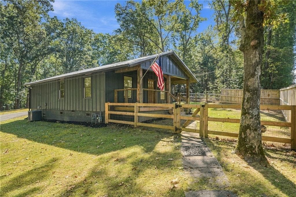 2 bedroom, 1 bathroom, 960 sq ft single family residence for sale at 1354 Butterworth Road, Canton, GA 30114 — photo 5