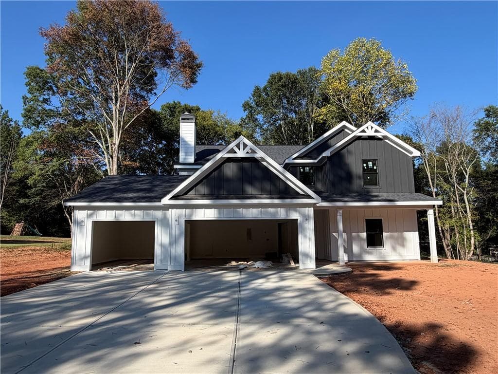 5 bedroom, 4 bathroom, 2,472 sq ft single family residence for sale at 126 Holders Siding Road, Jefferson, GA 30549