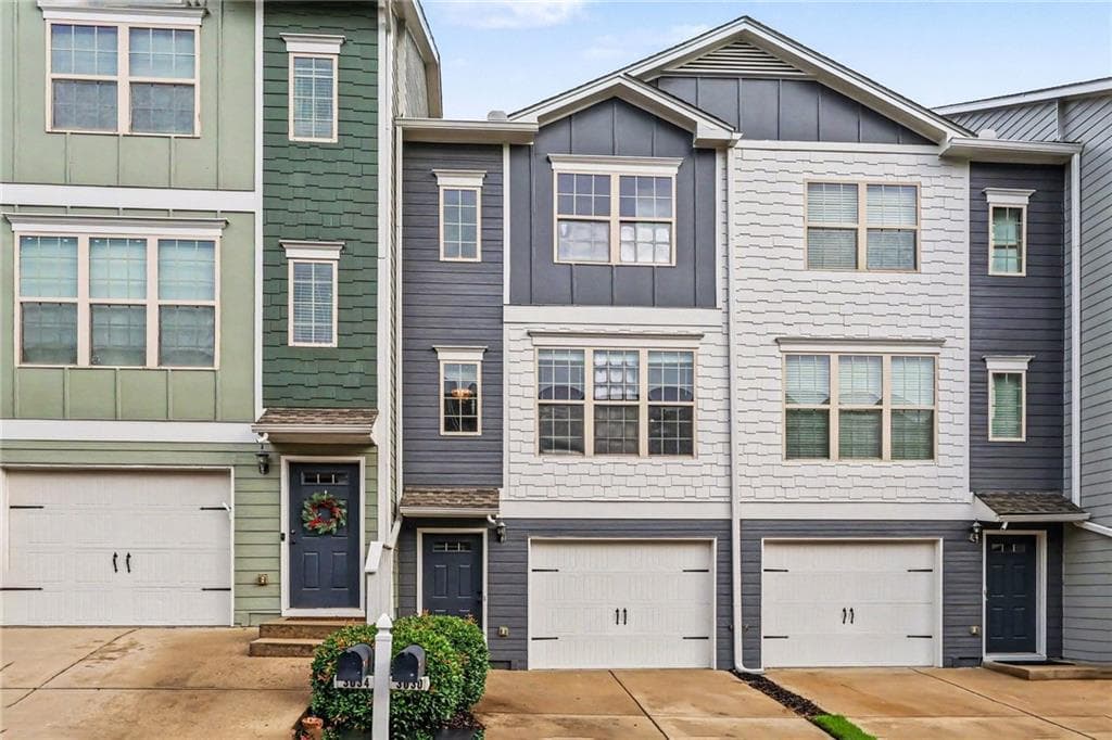 3 bedroom, 4 bathroom, 1,633 sq ft townhouse for rent at 3030 Liberty Way, Atlanta, GA 30318 for $2,850 a month — photo 1 of 18