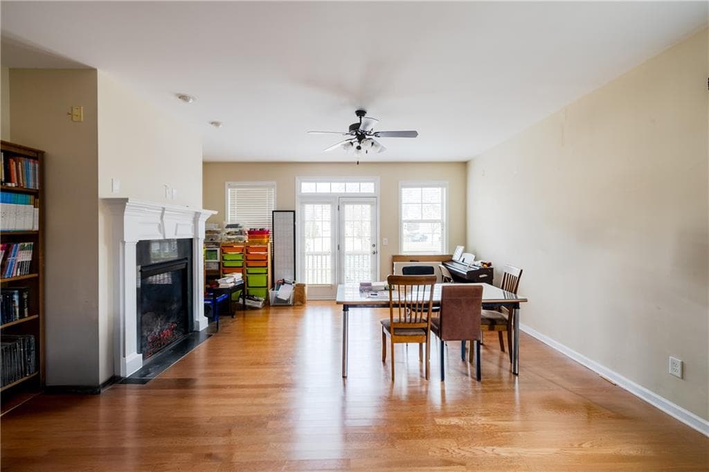 3 bedroom, 4 bathroom, 2,260 sq ft townhouse for rent at 625 Grove Manor Park 182, Suwanee, GA 30024 for $2,600 a month — photo 5
