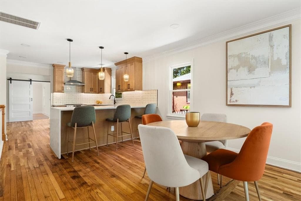 4 bedroom, 3 bathroom, 2,767 sq ft single family residence for sale at 183 Warren Street, Atlanta, GA 30317 — photo 5